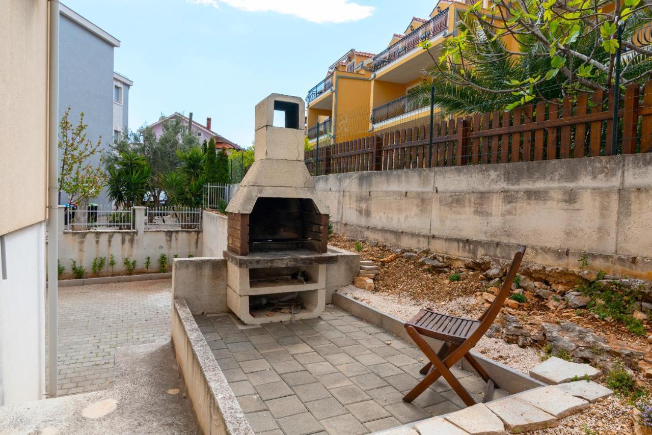 Apartment Angela Trogir Zewnętrze zdjęcie