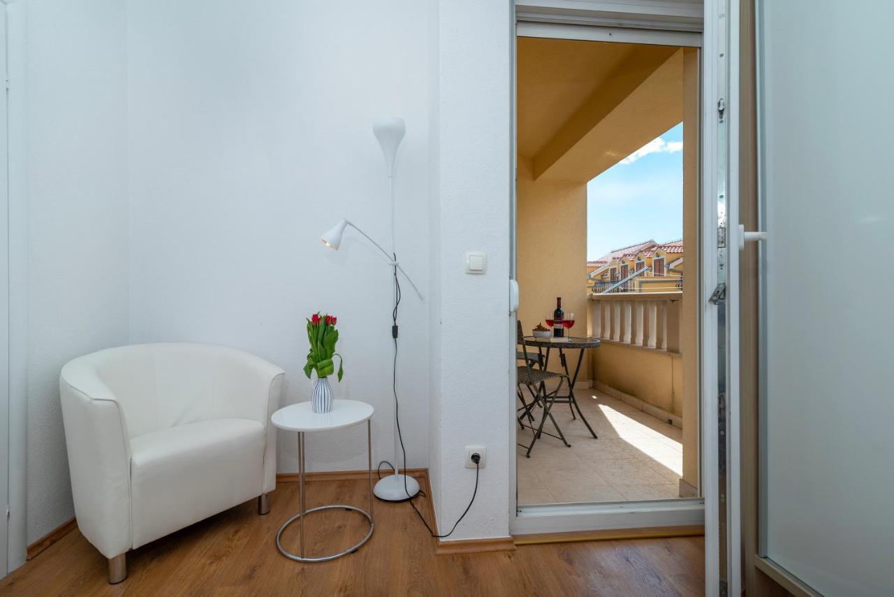 Apartment Angela Trogir Zewnętrze zdjęcie