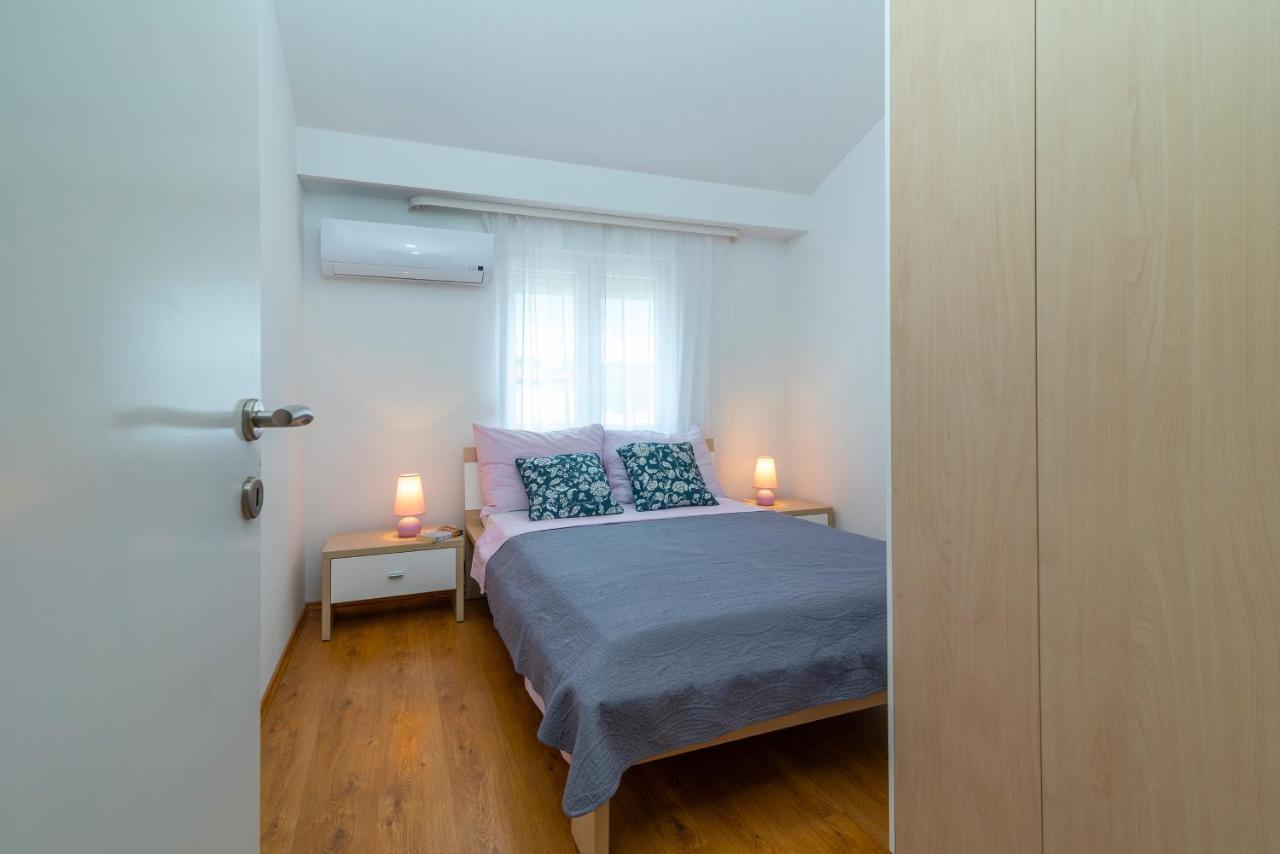 Apartment Angela Trogir Zewnętrze zdjęcie