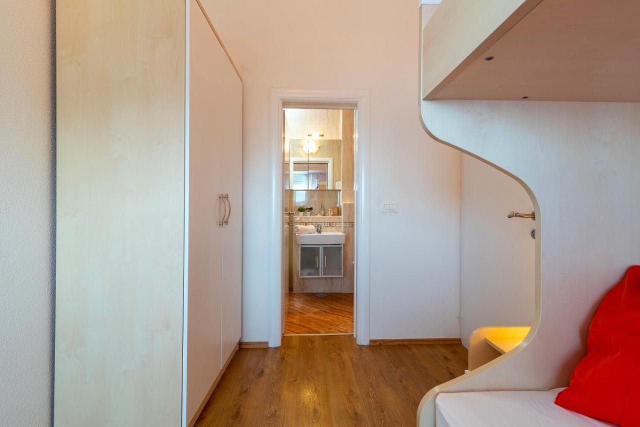 Apartment Angela Trogir Zewnętrze zdjęcie